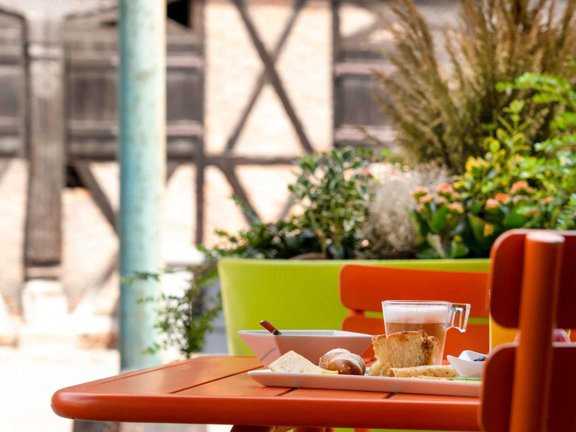 Hotel Ibis Styles Colmar Centre Esterno foto