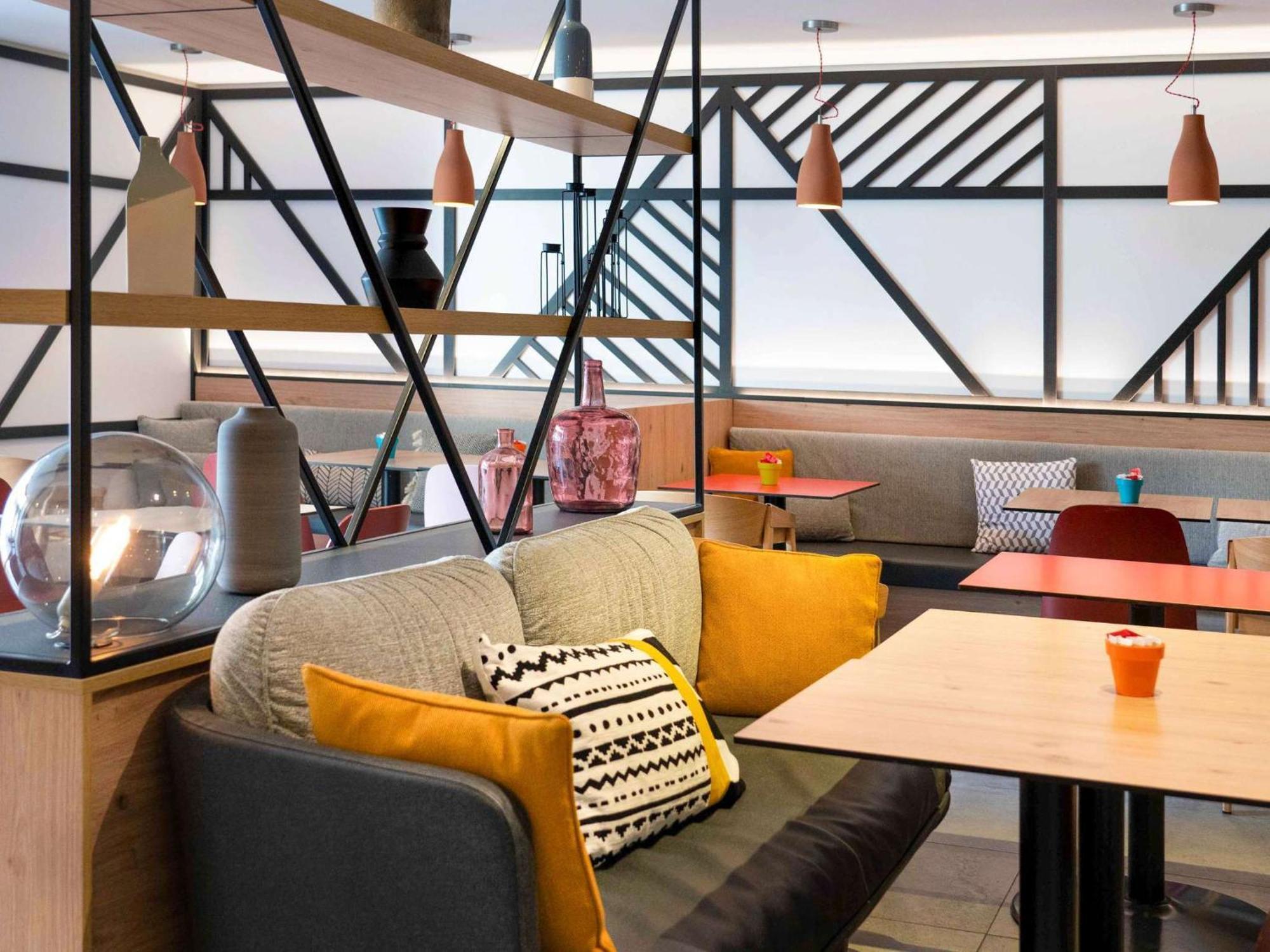 Hotel Ibis Styles Colmar Centre Esterno foto