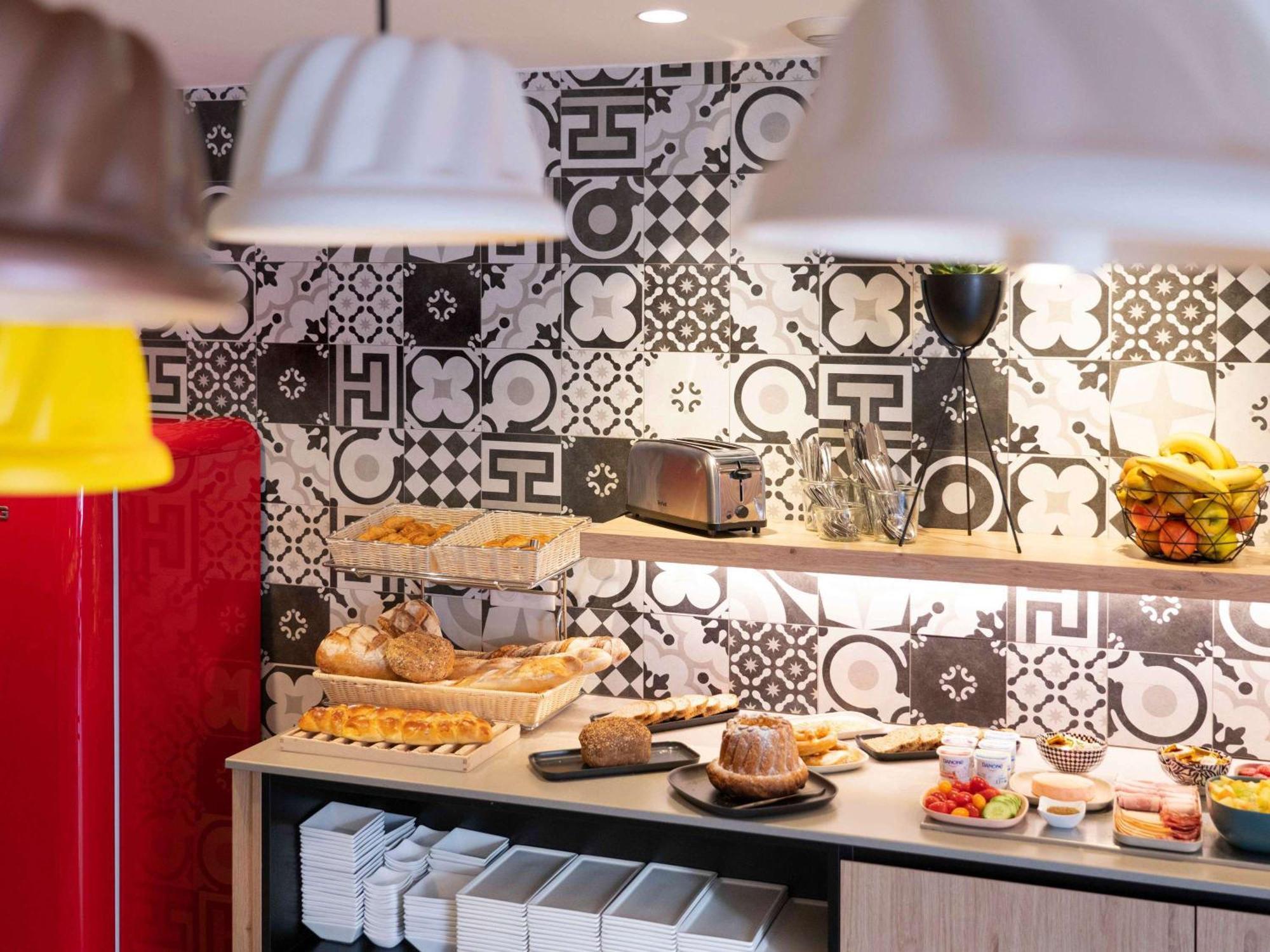 Hotel Ibis Styles Colmar Centre Esterno foto